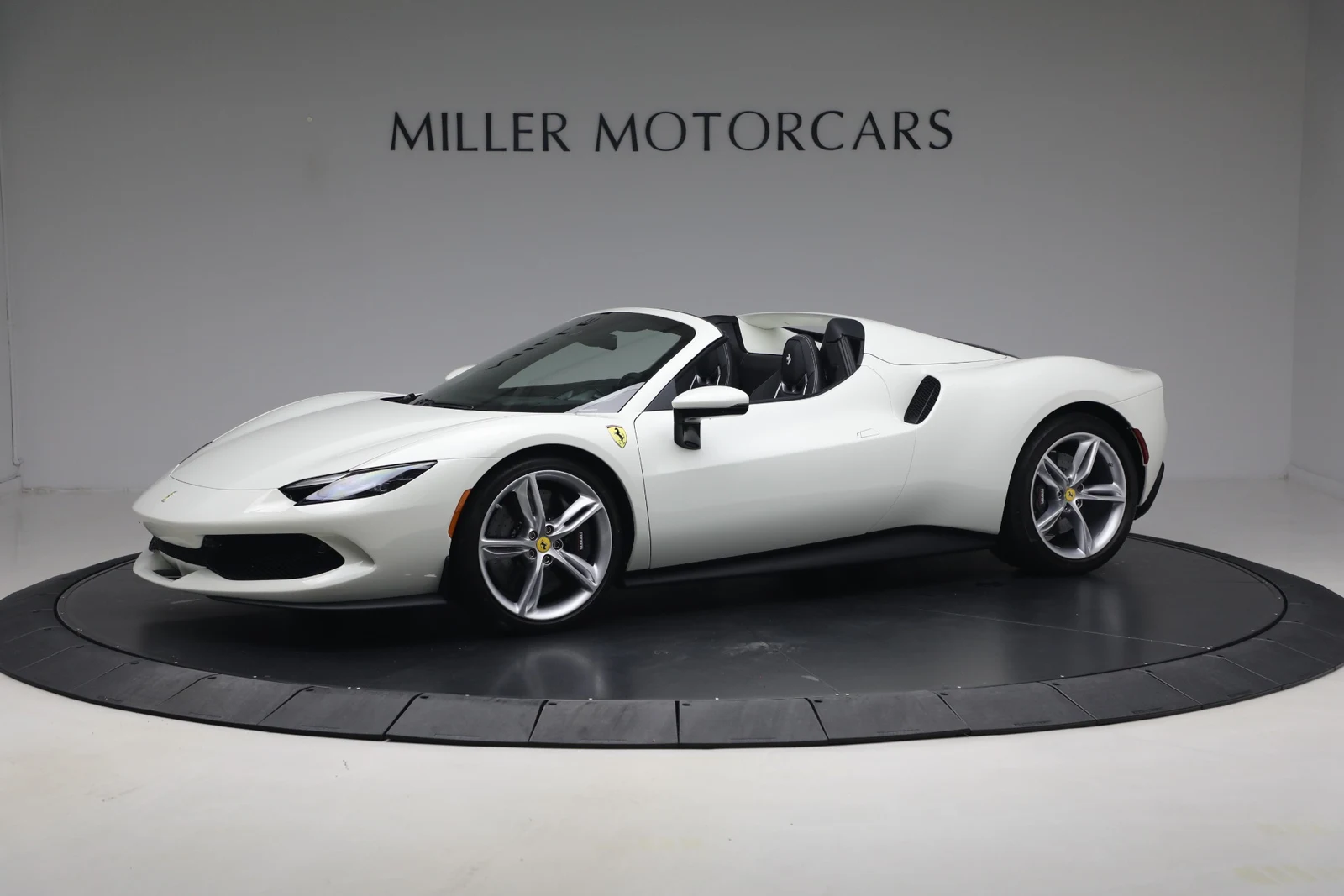 2025 Ferrari 296 GTS, 2/20