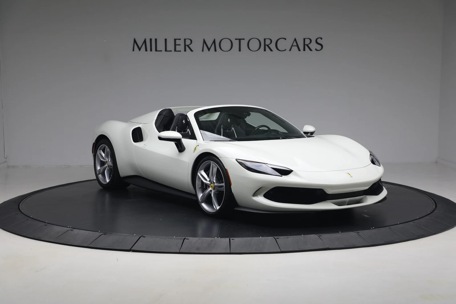 2025 Ferrari 296 GTS, 11/20
