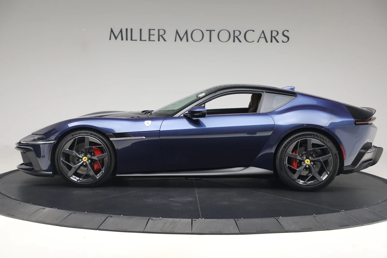 2025 Ferrari 12Cilindri, 3/20