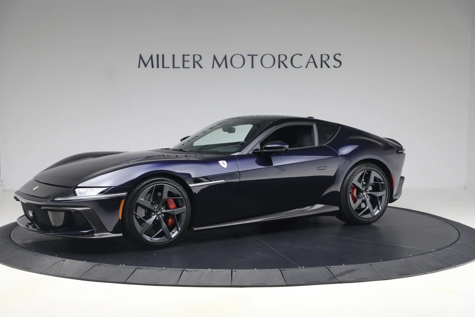 2025 Ferrari 12Cilindri, 2/20