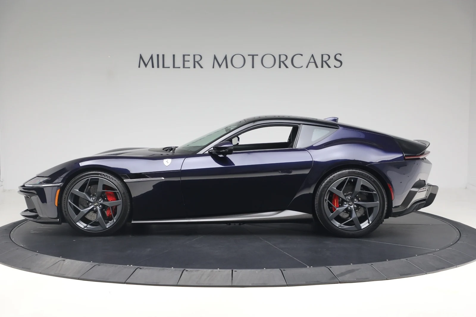 2025 Ferrari 12Cilindri, 3/20