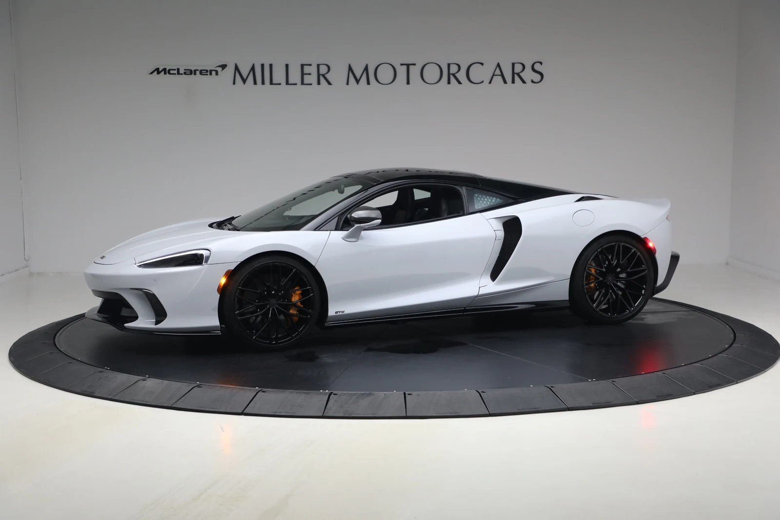 2025 McLaren GTS Performance, 2/20