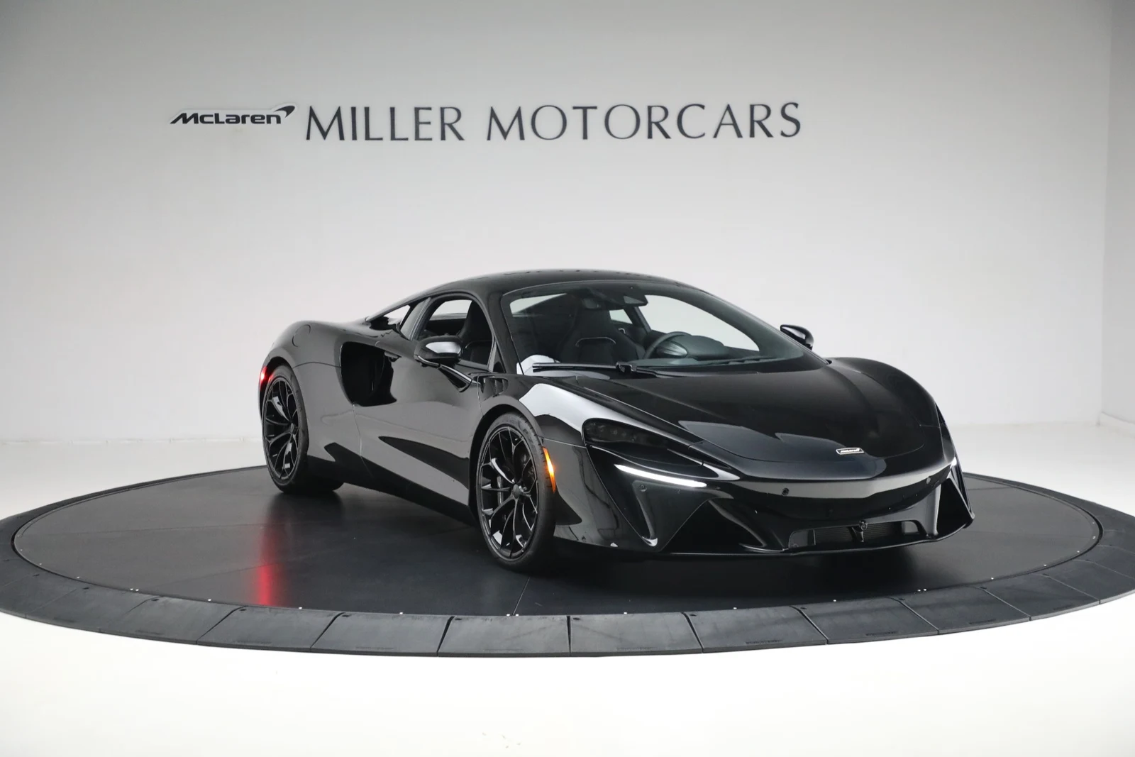 2025 McLaren Artura, 12/20
