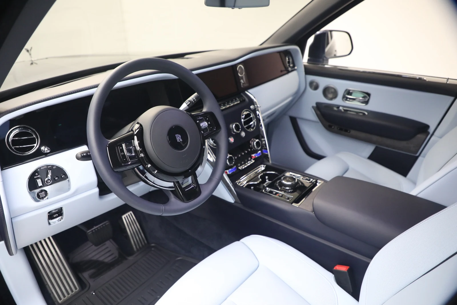 2025 Rolls-Royce Cullinan Series II, 15/20