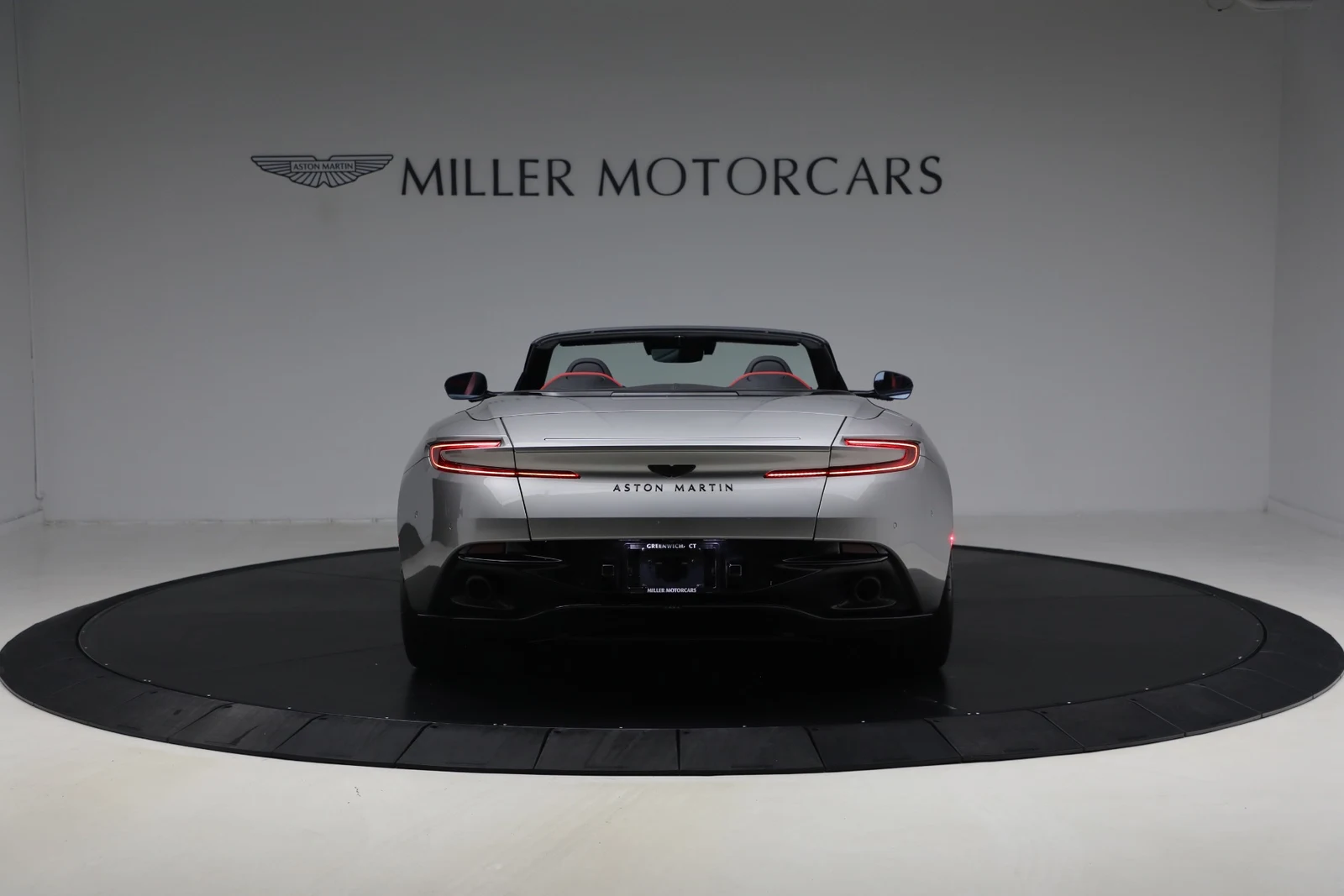 2024 Aston Martin DB12 Volante, 6/20