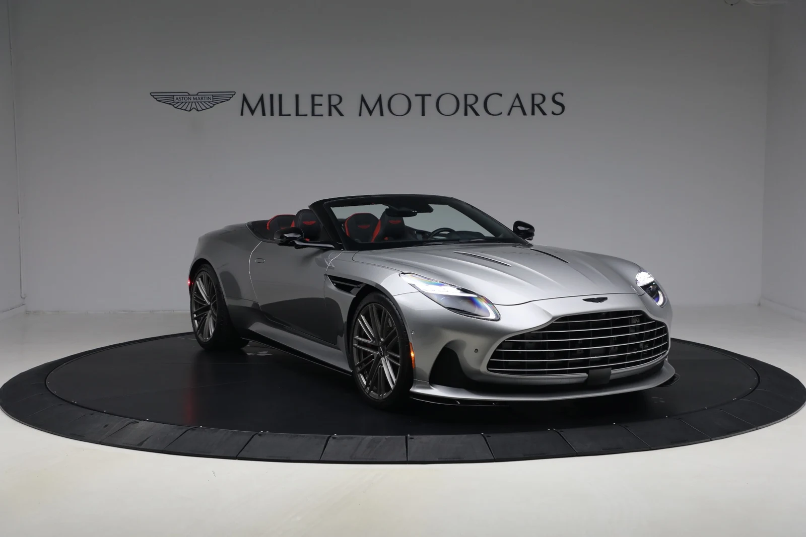2024 Aston Martin DB12 Volante, 11/20