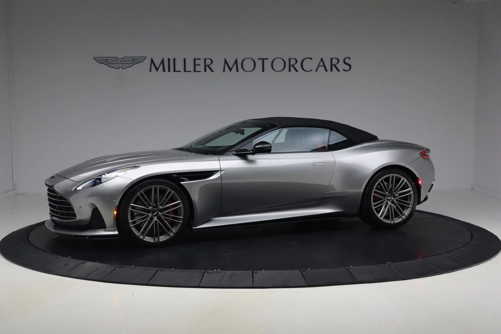 2024 Aston Martin DB12 Volante, 15/20