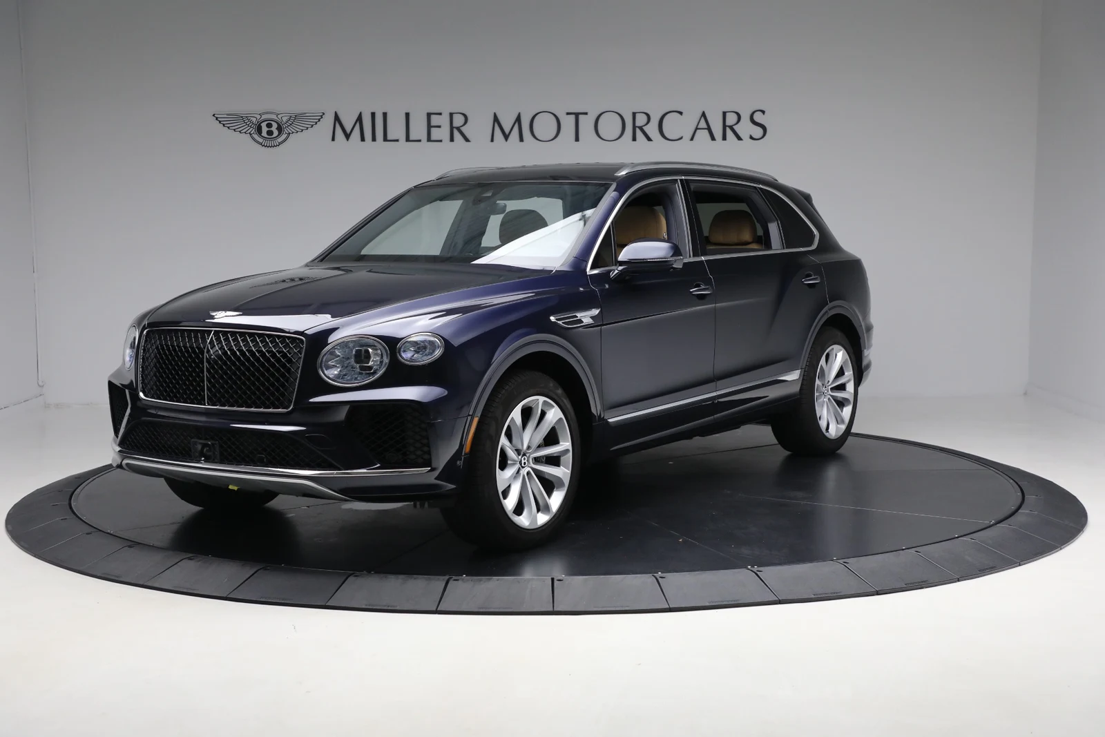 Bentley Bentayga EWB V8 | Miller Motorcars