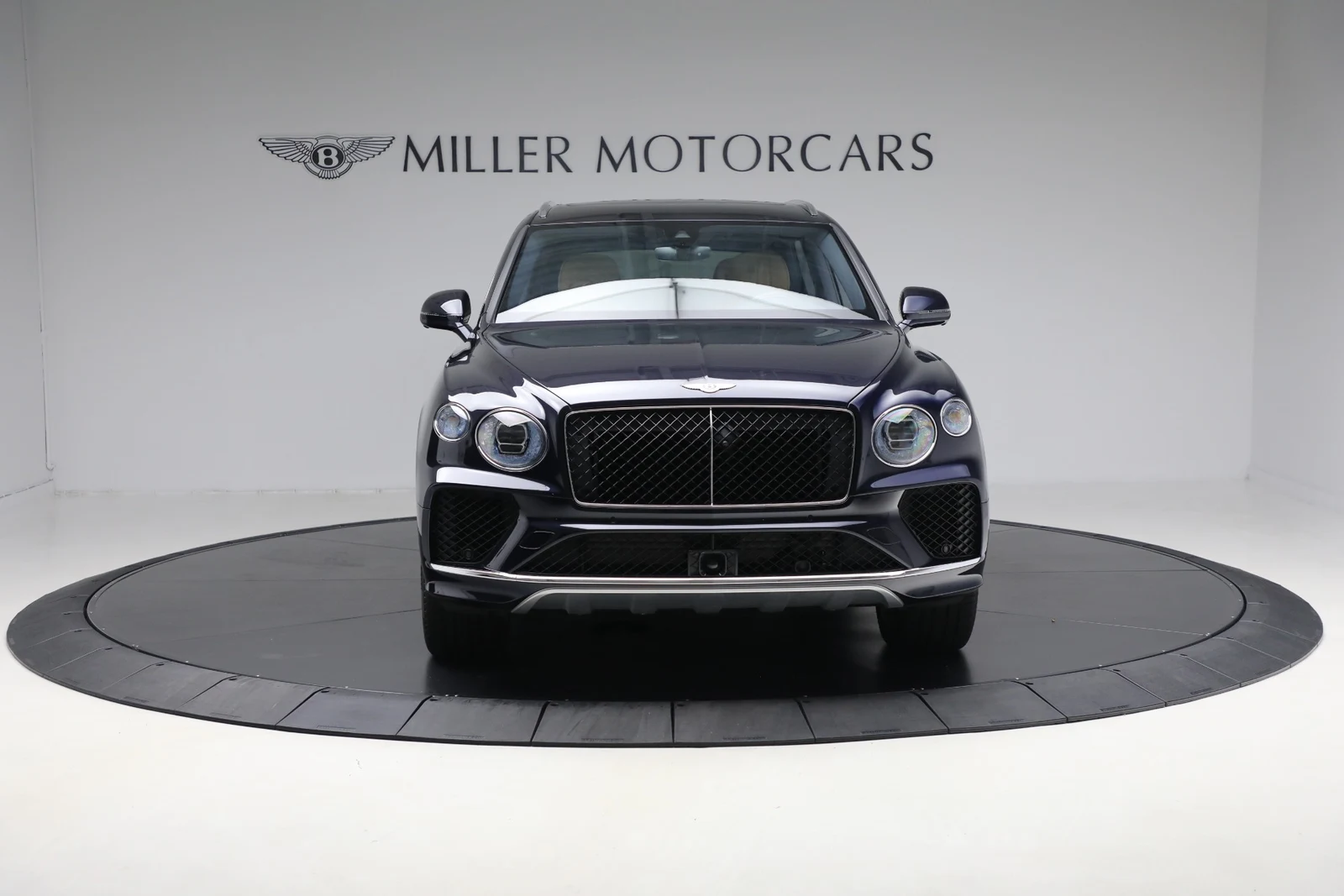 2024 Bentley Bentayga EWB V8, 11/20
