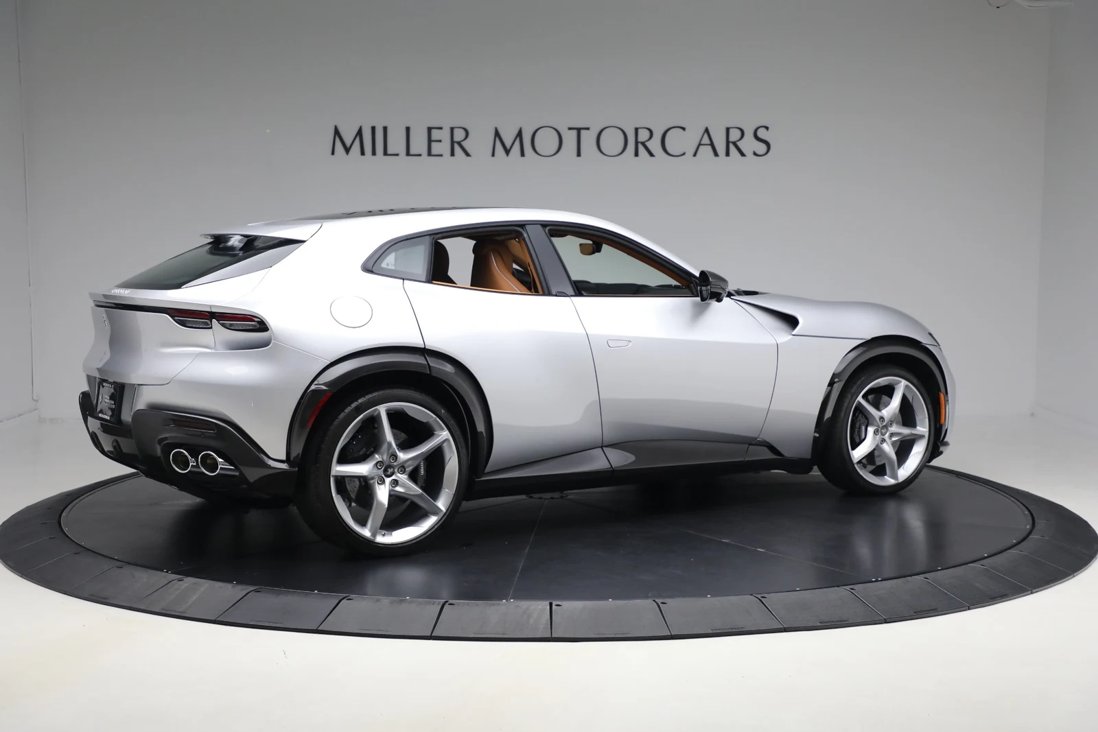 2024 Ferrari Purosangue, 8/19