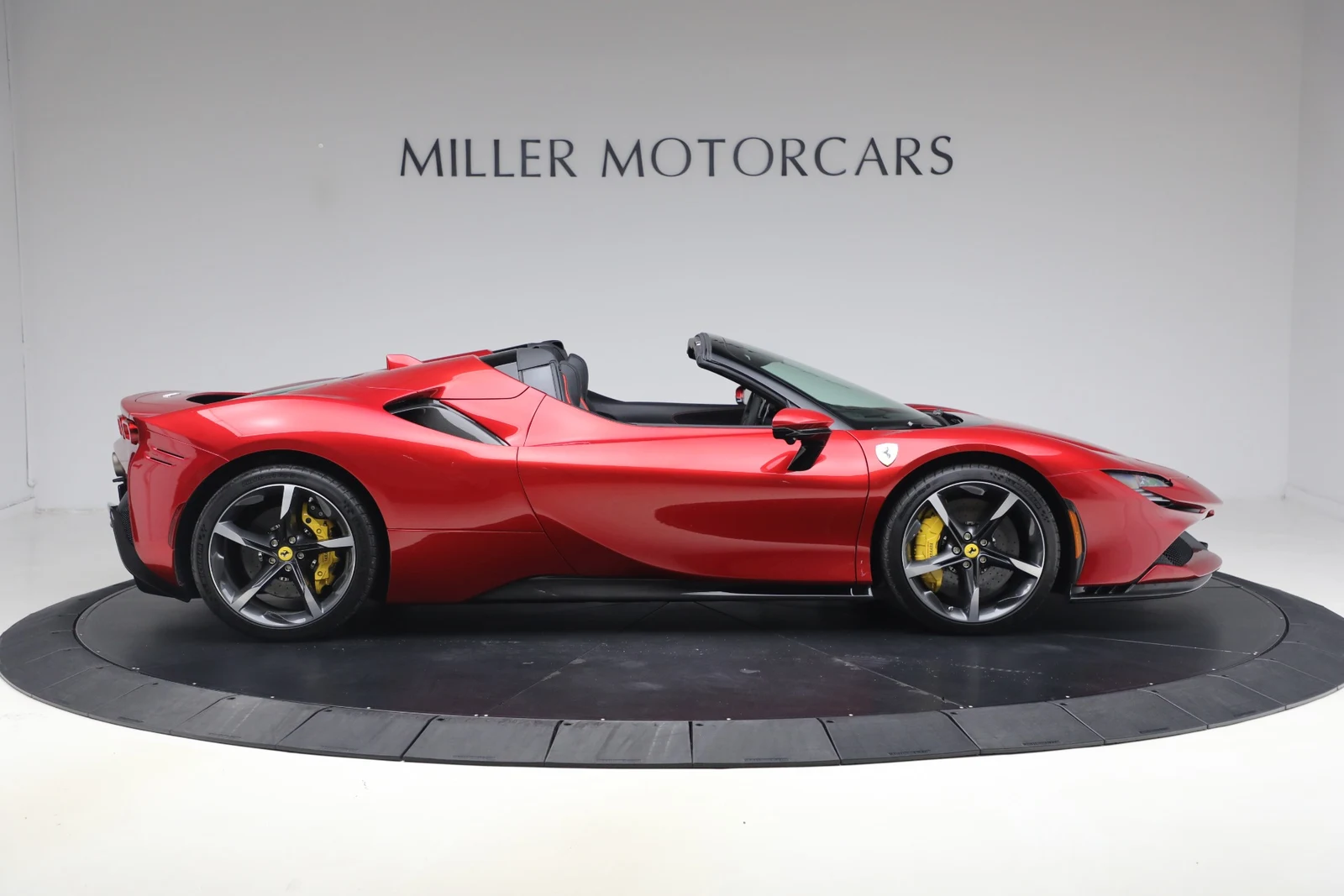 2024 Ferrari SF90 Spider, 9/19