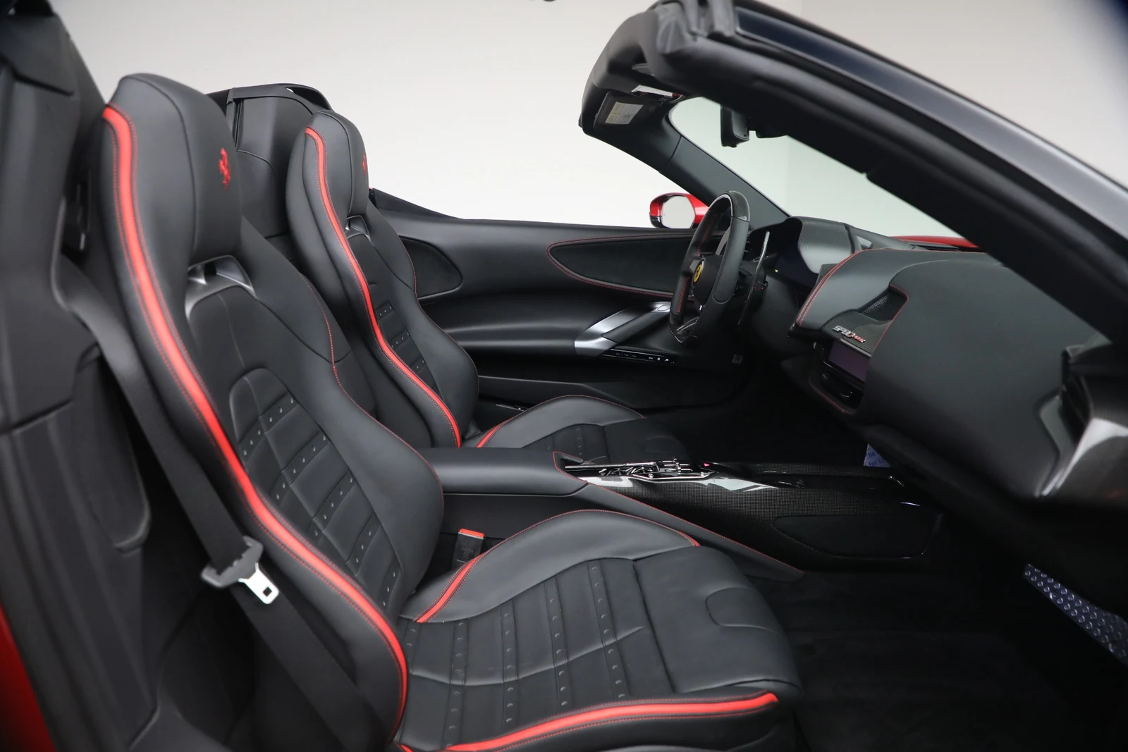 2024 Ferrari SF90 Spider, 17/19