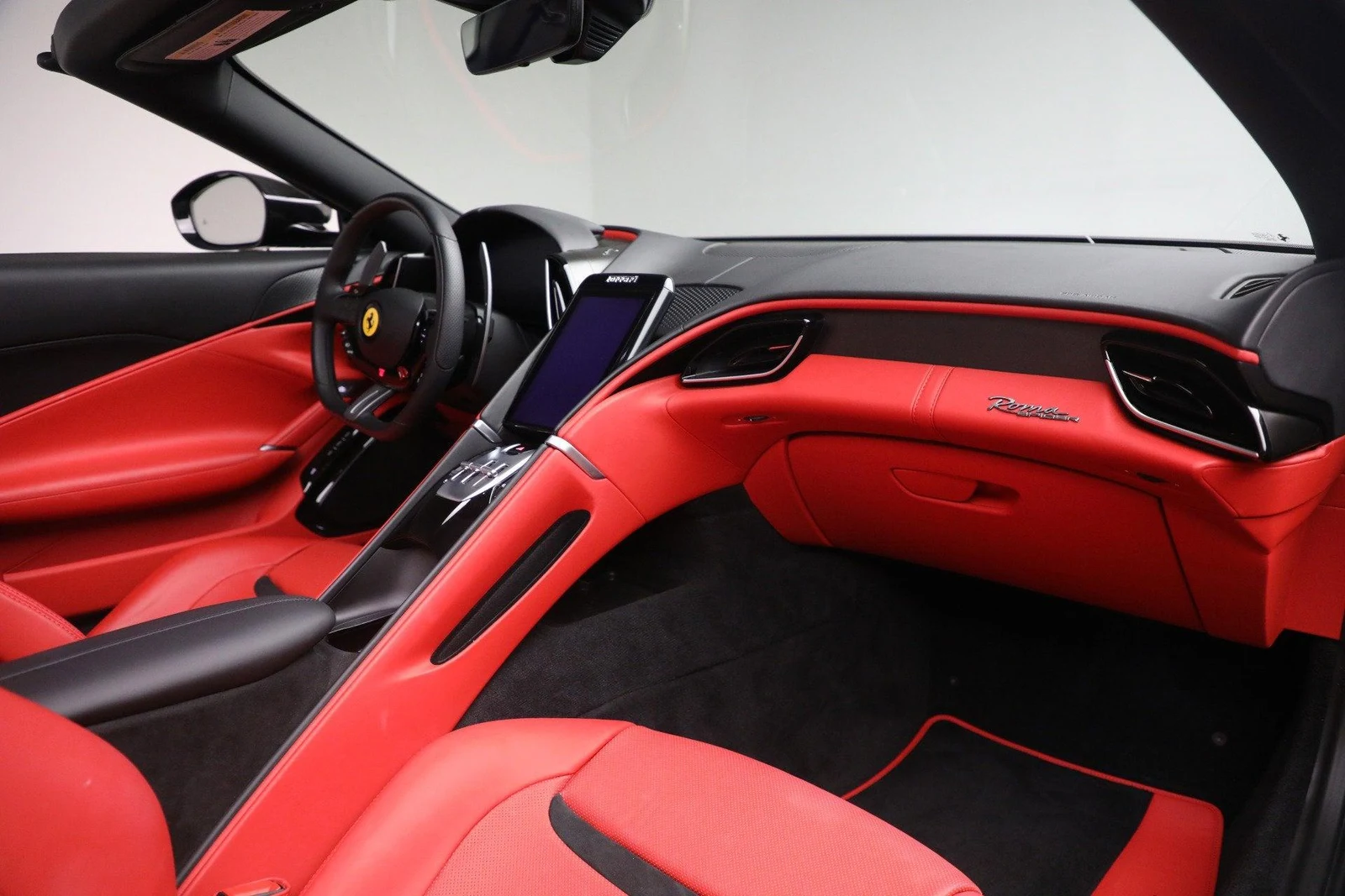 2024 Ferrari Roma Spider, 15/19