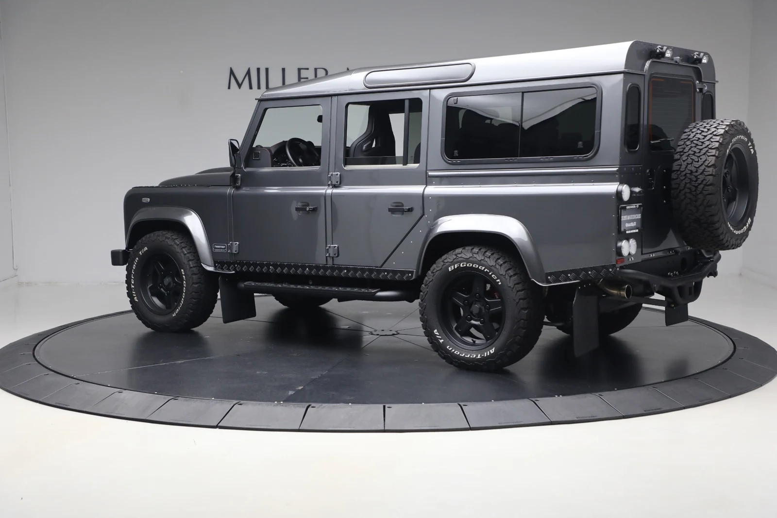 2024 Land Rover Defender 110 Twisted T110 Station Wagon, 4/20
