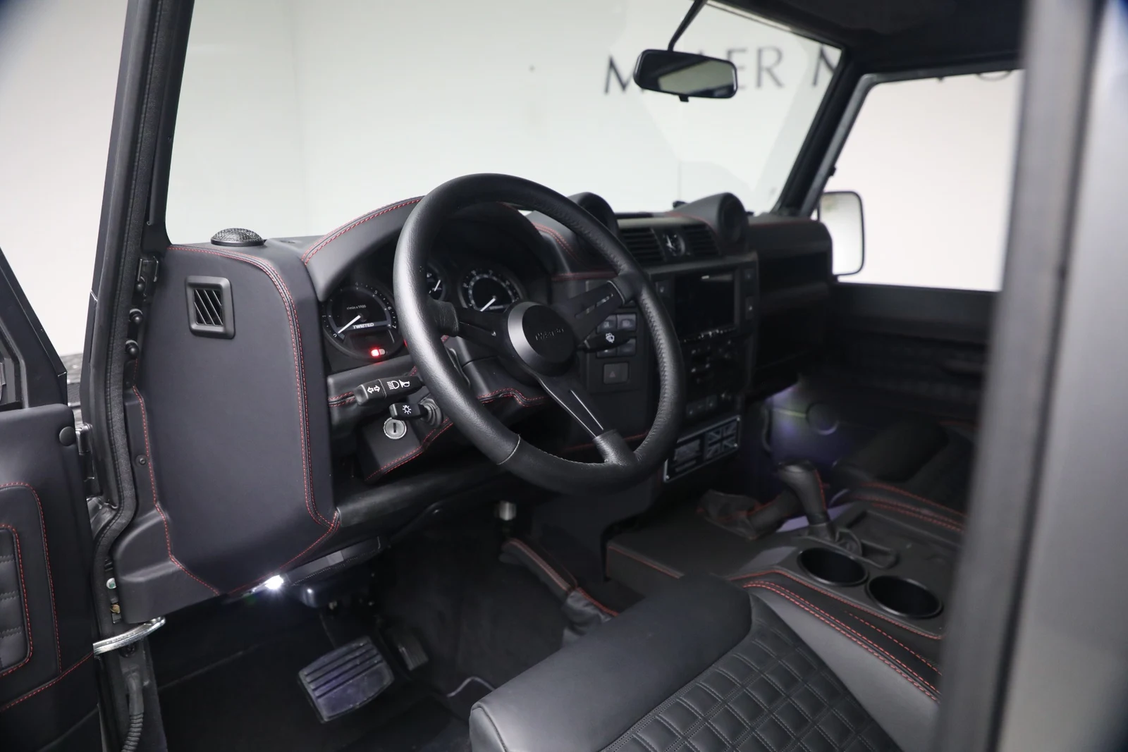 2024 Land Rover Defender 110 Twisted T110 Station Wagon, 15/20