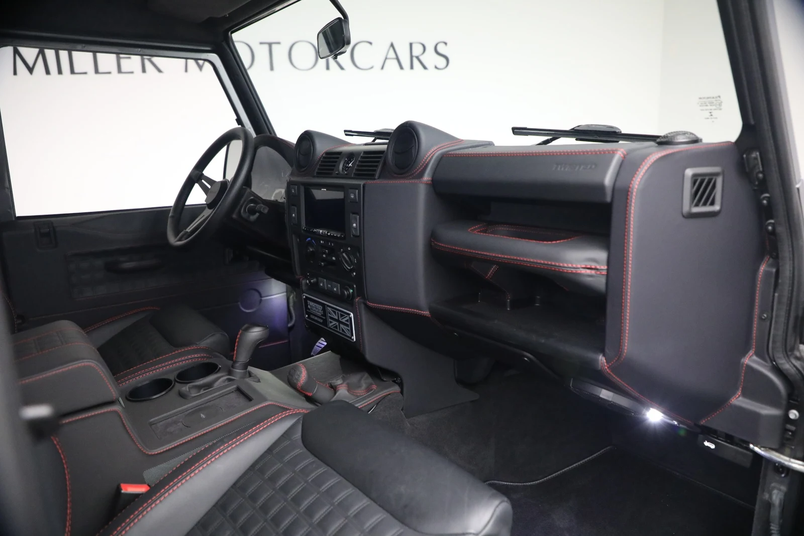 2024 Land Rover Defender 110 Twisted T110 Station Wagon, 18/20