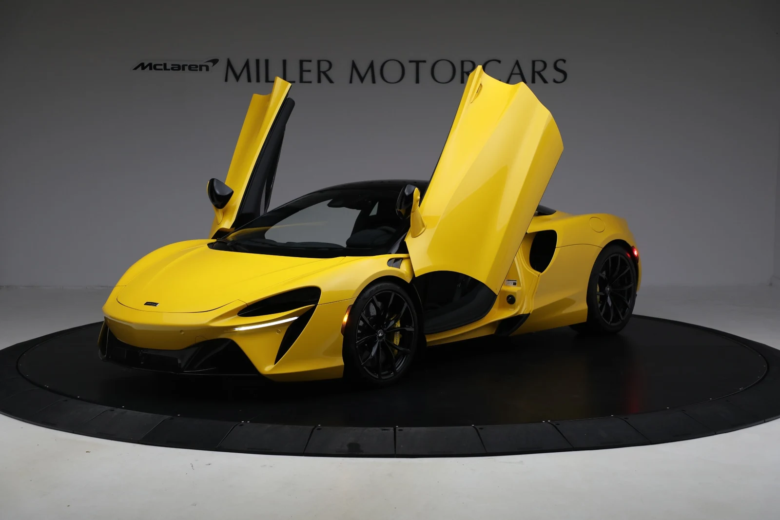 2024 McLaren Artura, 14/20