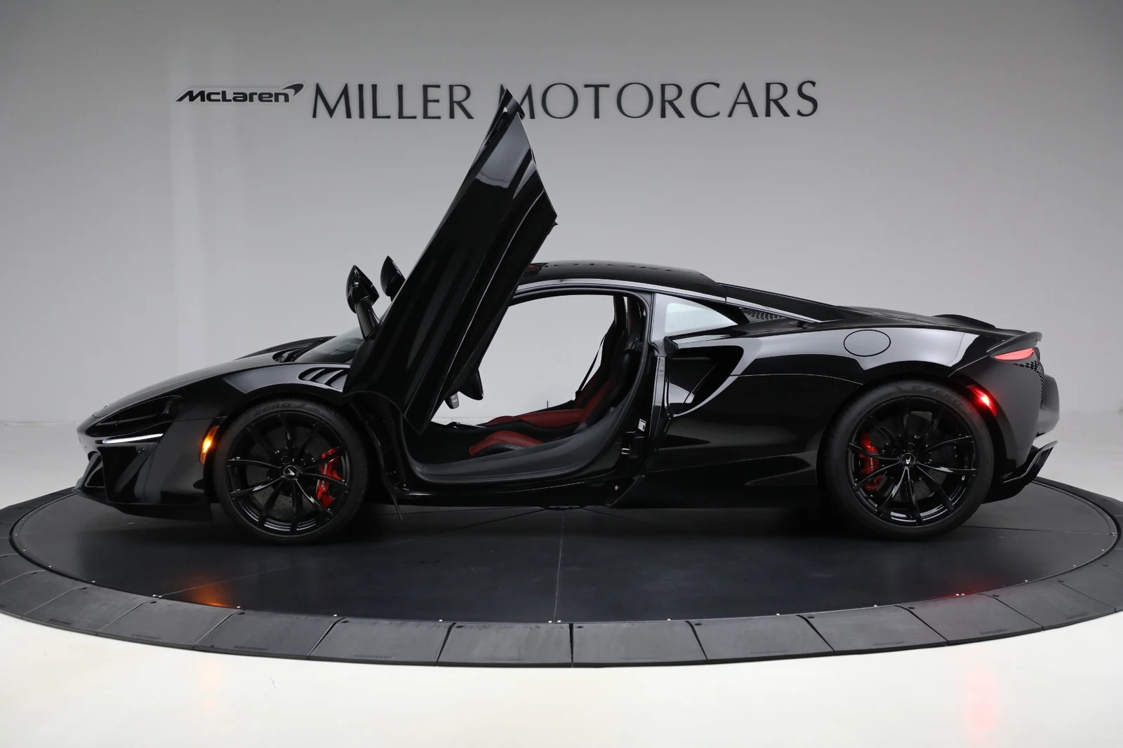 2024 McLaren Artura, 15/20