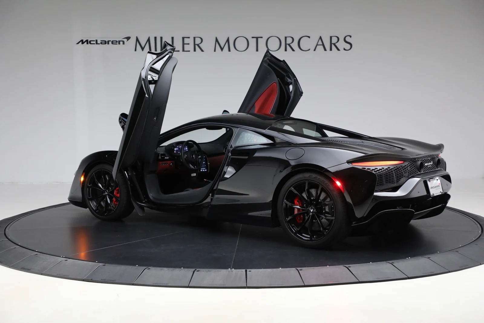 2024 McLaren Artura, 16/20