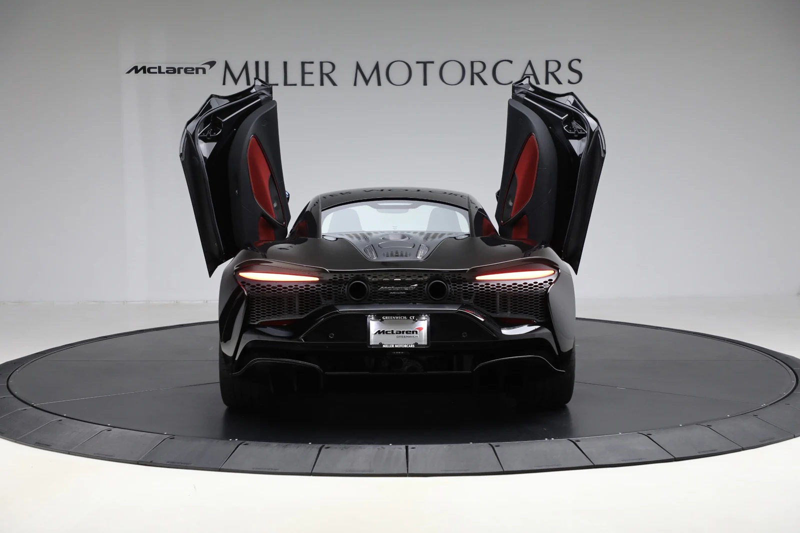 2024 McLaren Artura, 17/20