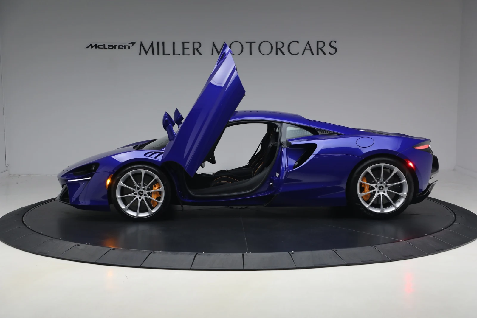 2024 McLaren Artura, 15/20