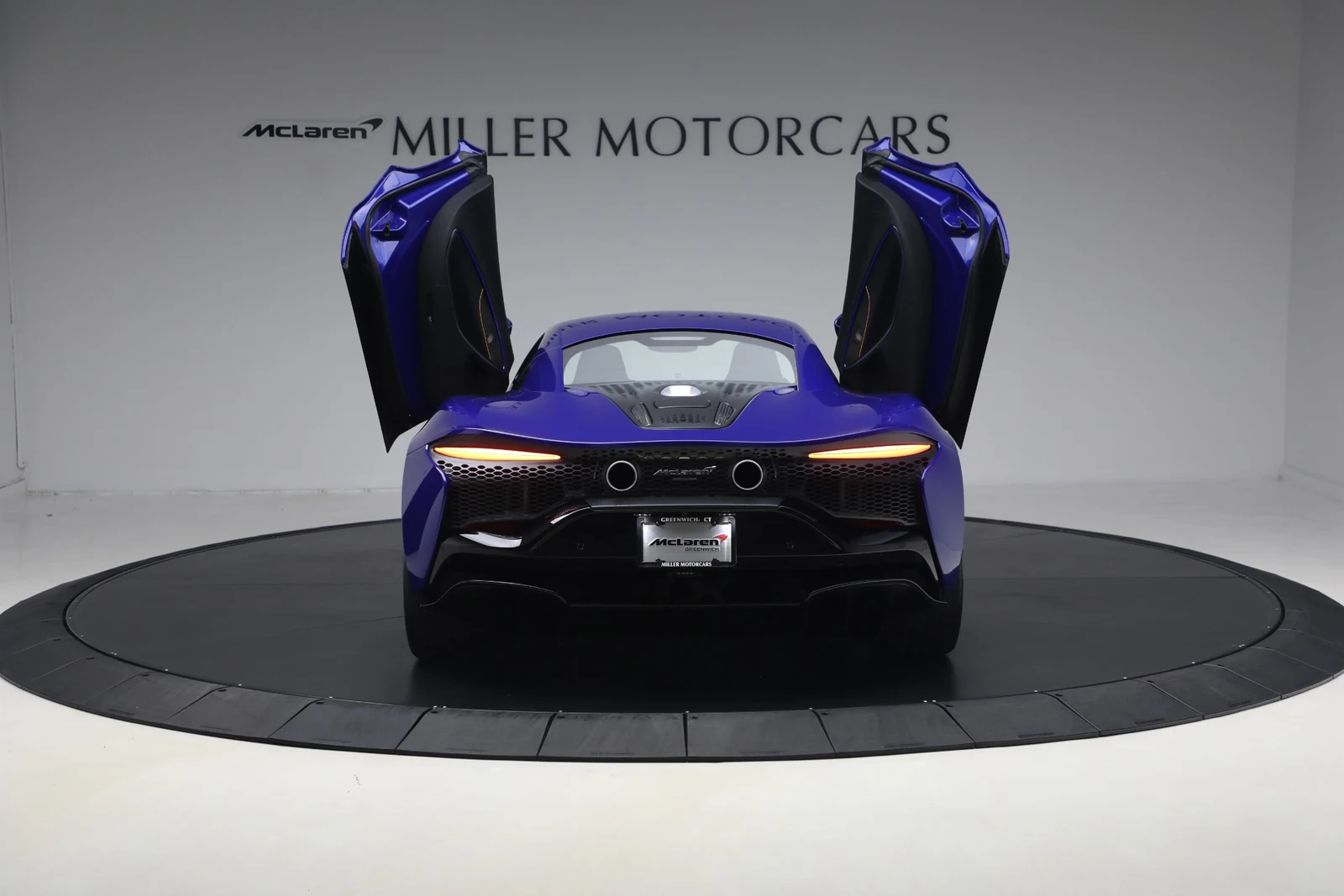 2024 McLaren Artura, 17/20