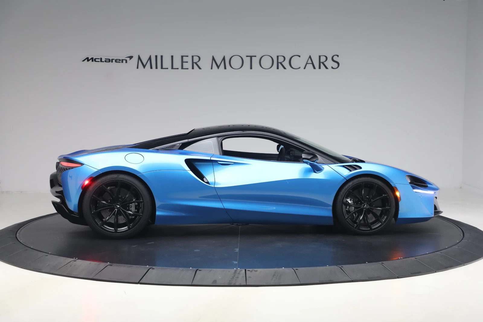2024 McLaren Artura, 9/20
