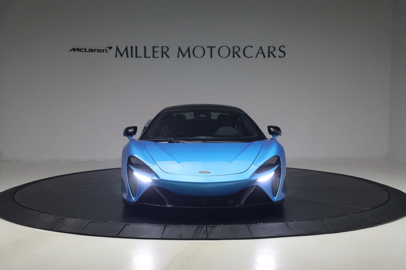 2024 McLaren Artura, 12/20