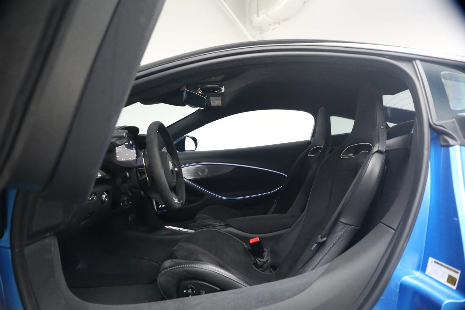 2024 McLaren Artura, 19/20