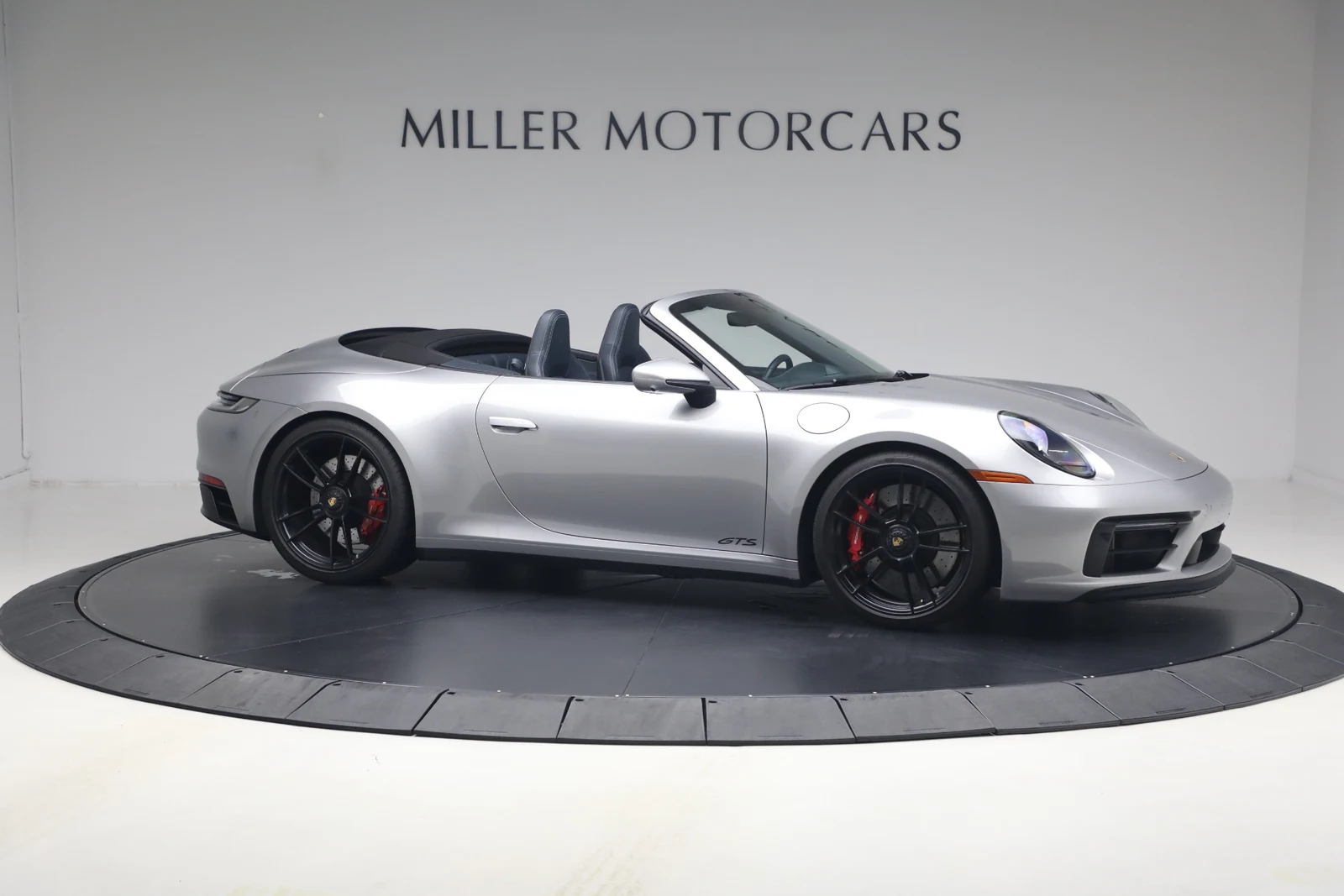 2024 Porsche 911 Carrera GTS Cabriolet (992.1), 10/20