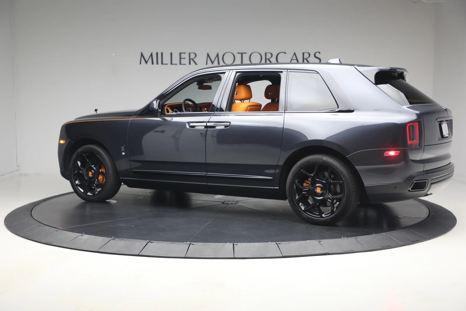 2024 Rolls-Royce Cullinan Black Badge, 6/20