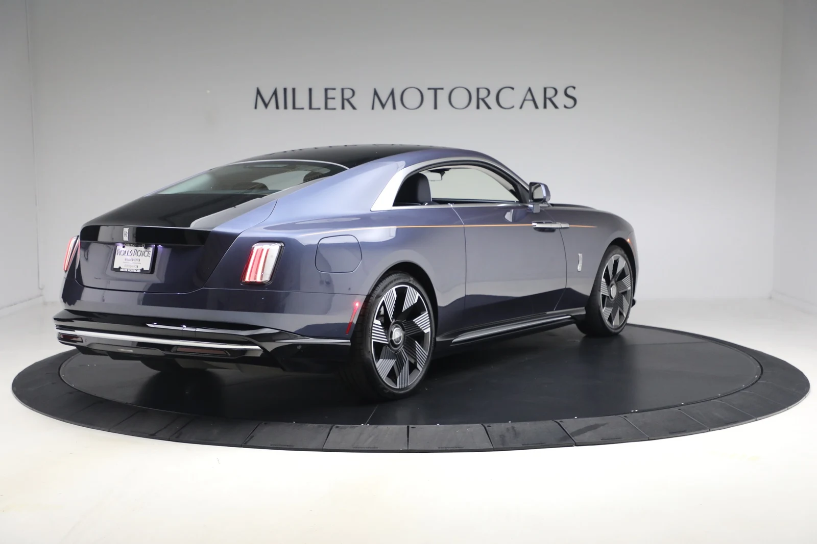 2024 Rolls-Royce Spectre, 2/20