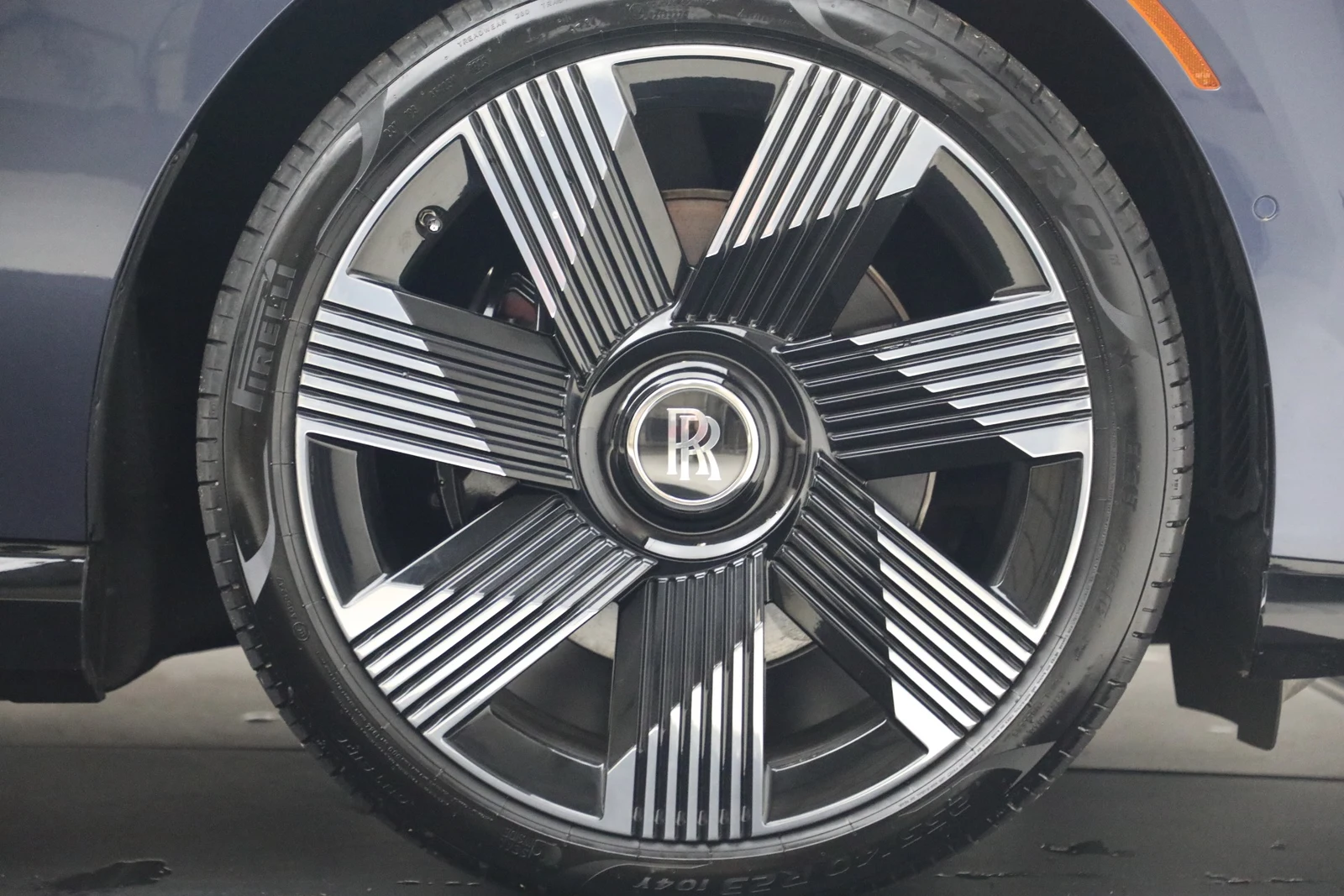 2024 Rolls-Royce Spectre, 14/20
