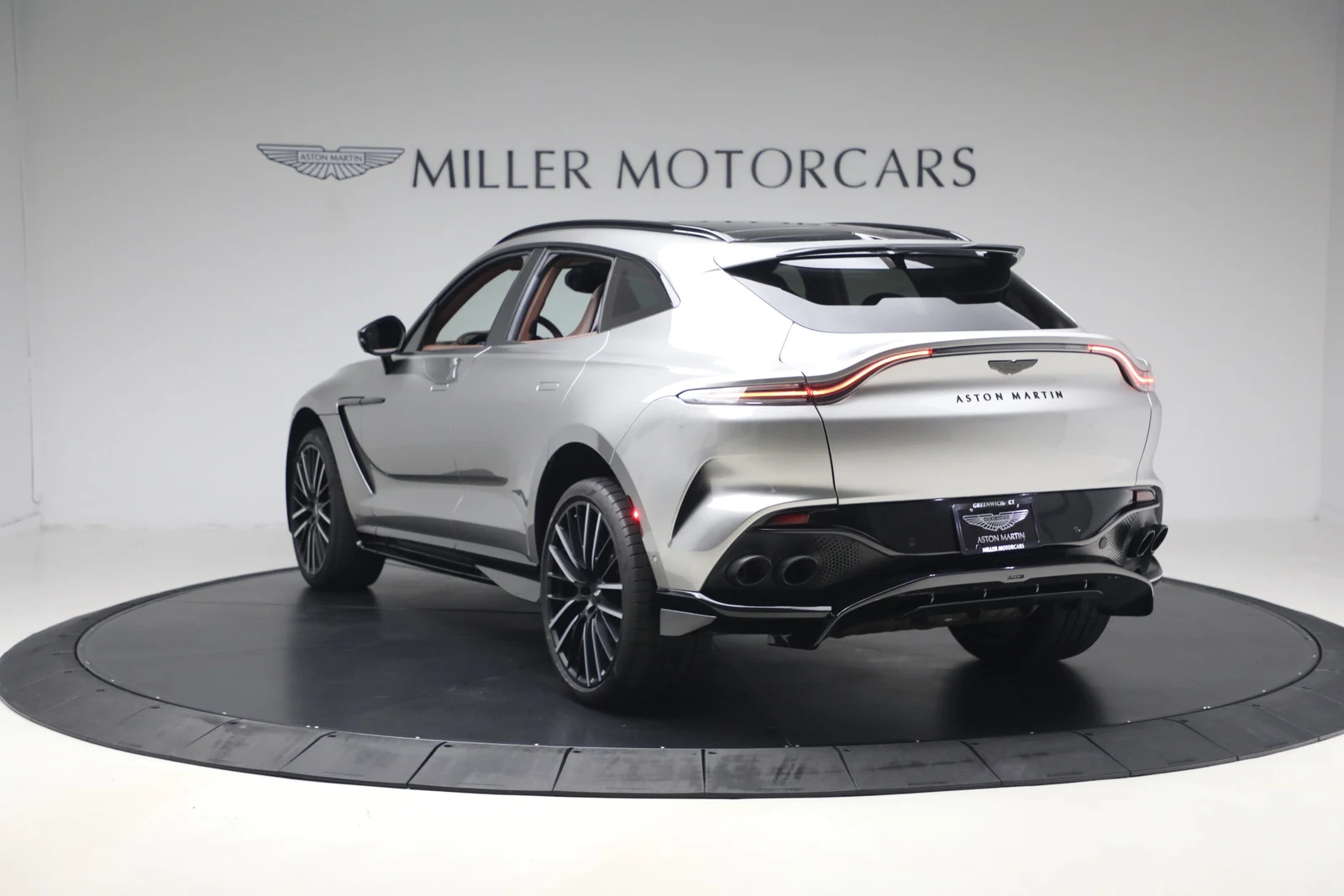 2023 Aston Martin DBX 707, 5/20