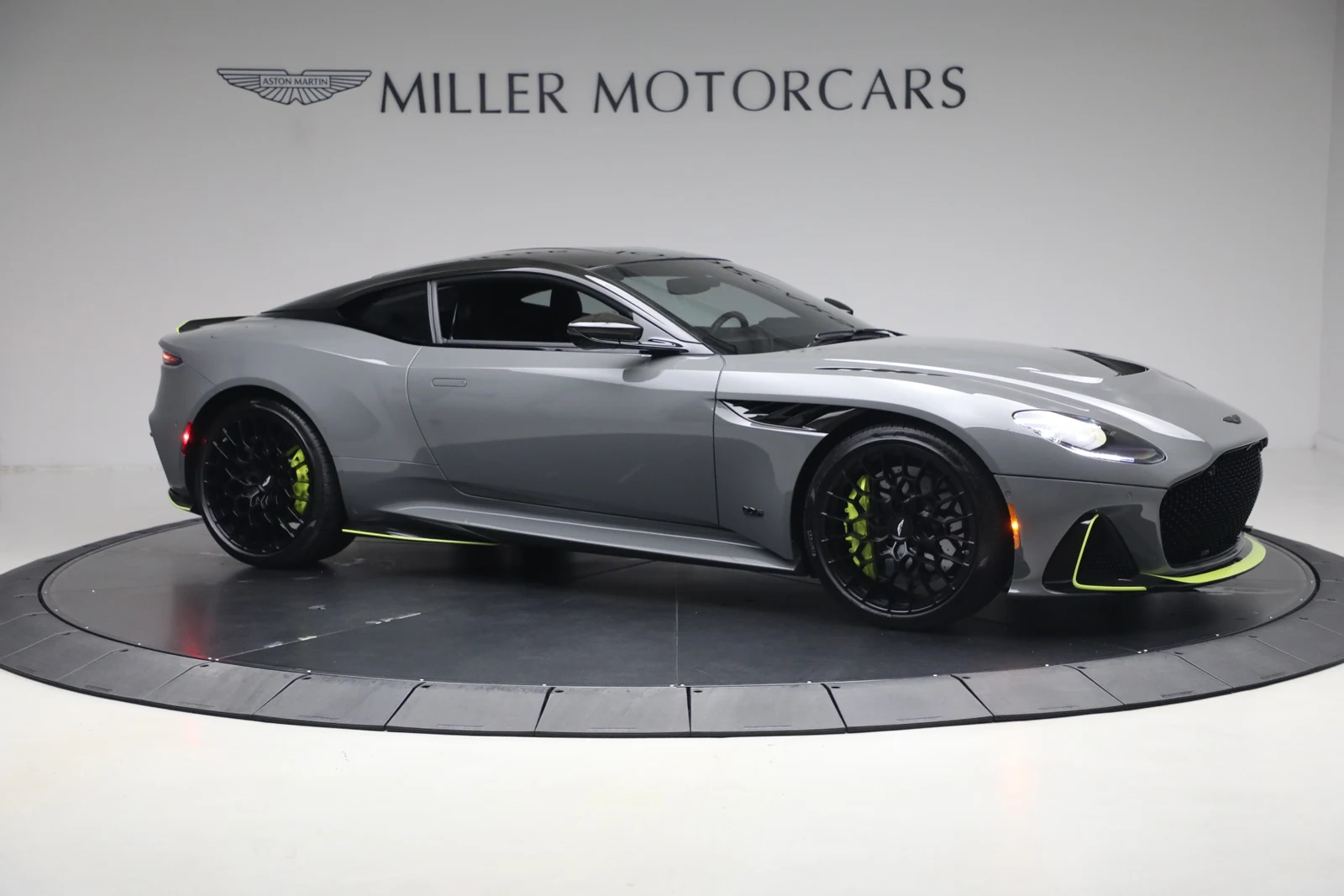 2023 Aston Martin DBS 770 Ultimate, 10/20