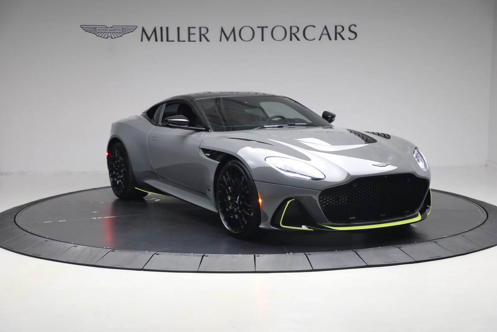 2023 Aston Martin DBS 770 Ultimate, 11/20