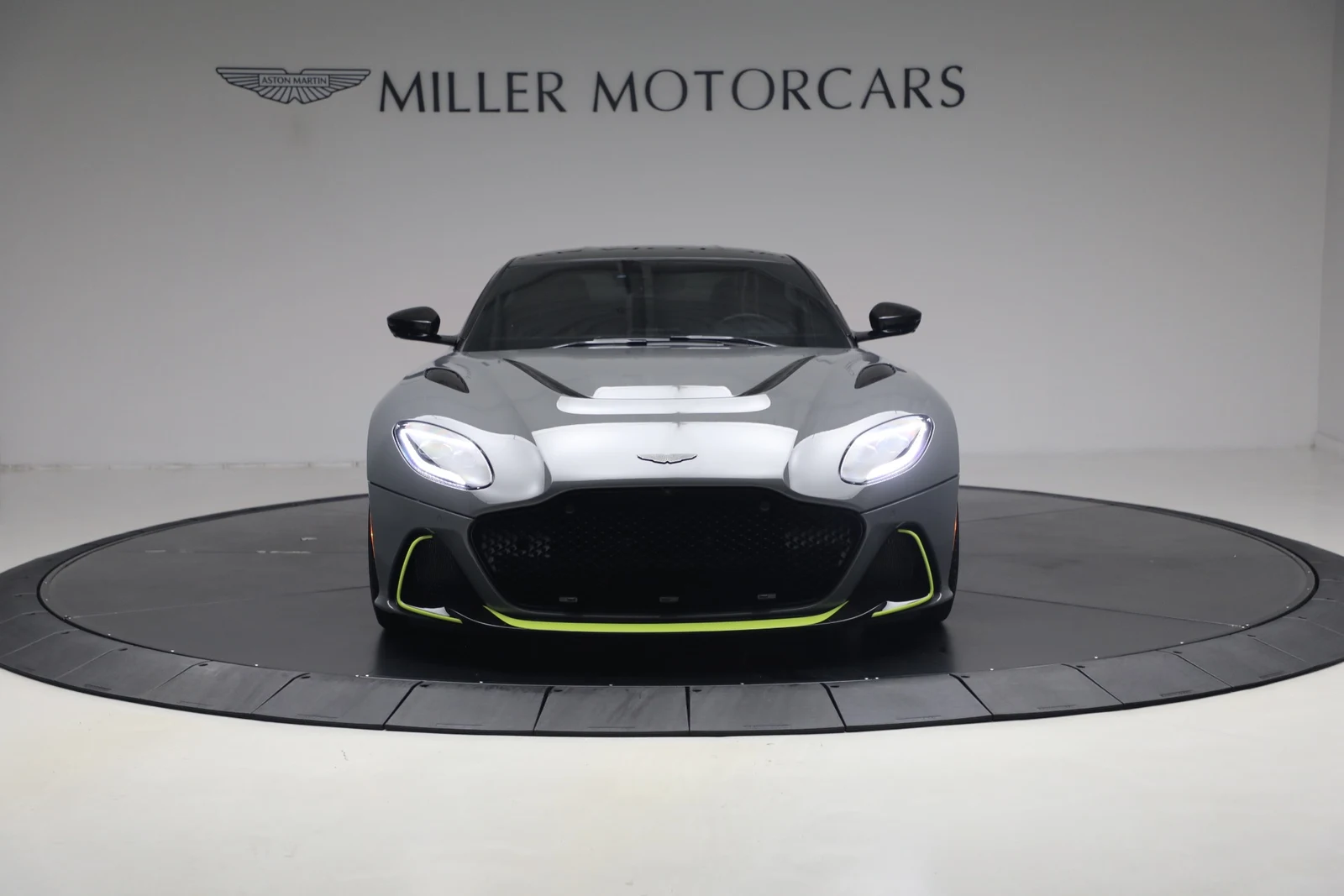 2023 Aston Martin DBS 770 Ultimate, 12/20