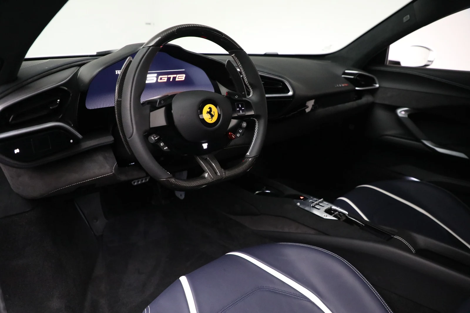 2023 Ferrari 296 GTB, 14/19