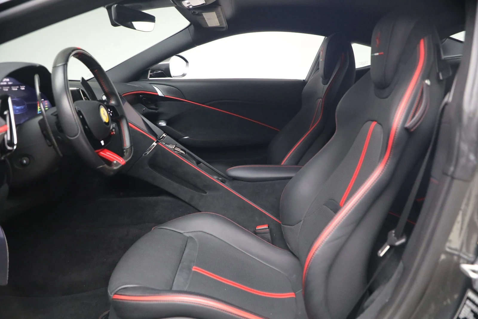 2023 Ferrari Roma Coupé, 14/19
