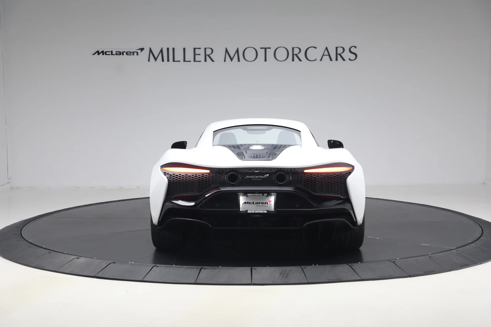 2023 McLaren Artura, 6/20