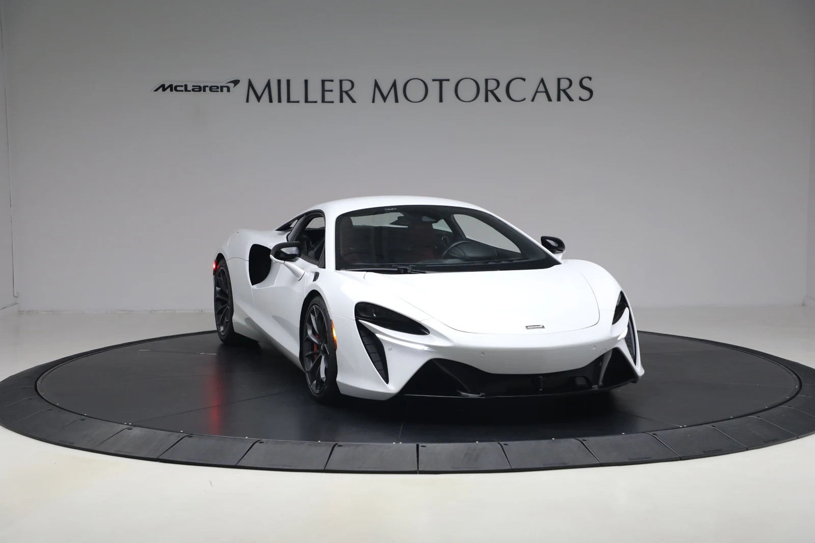 2023 McLaren Artura, 11/20