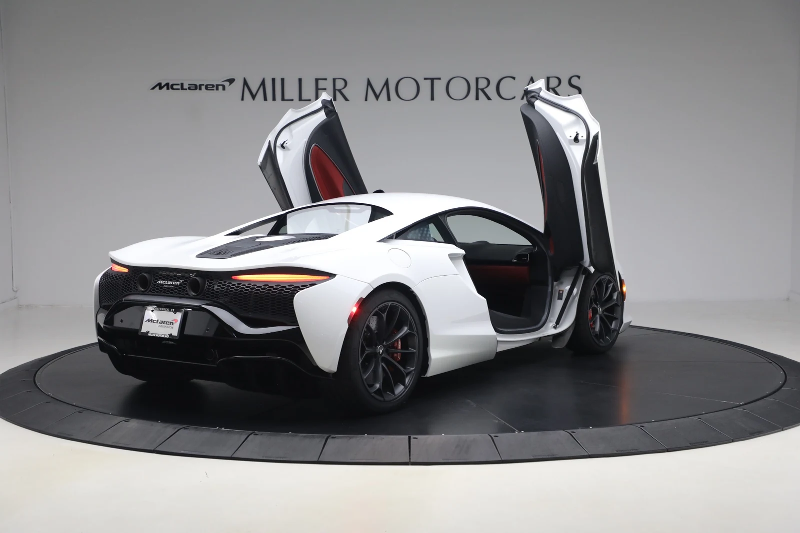 2023 McLaren Artura, 19/20