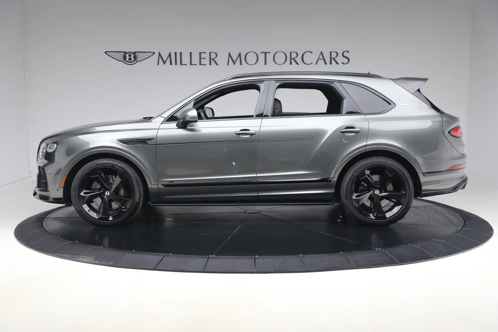 2022 Bentley Bentayga V8, 3/20