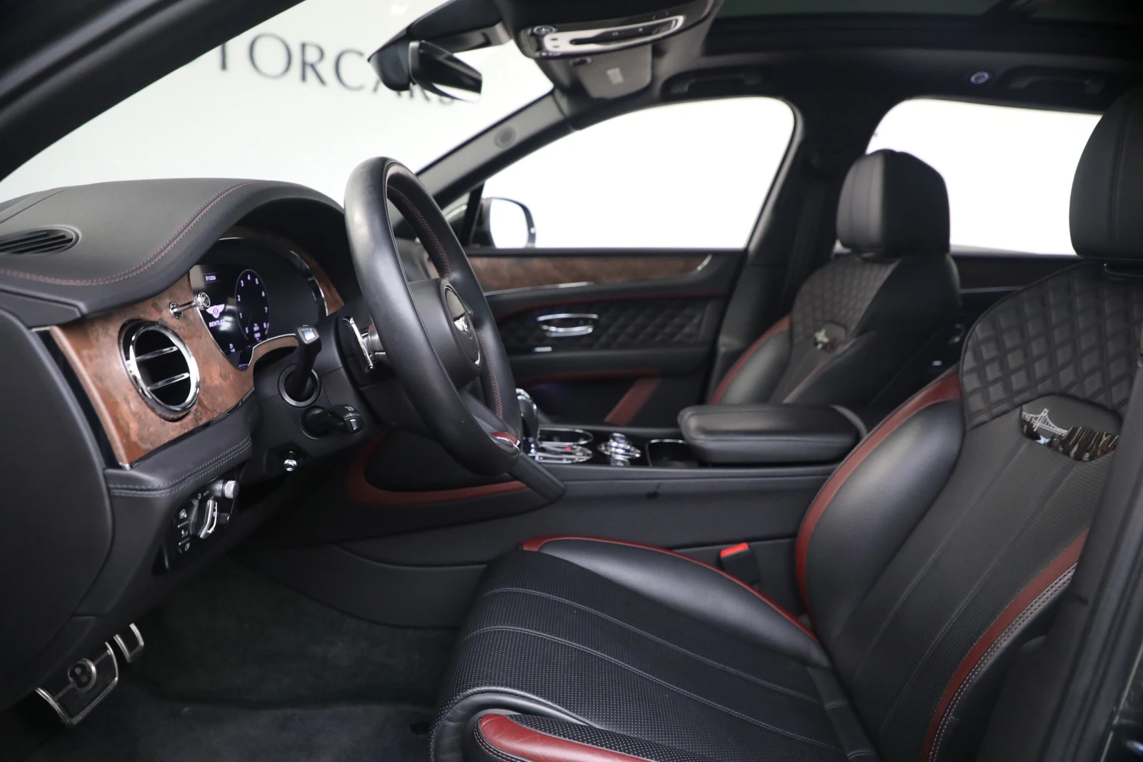 2022 Bentley Bentayga V8, 19/20