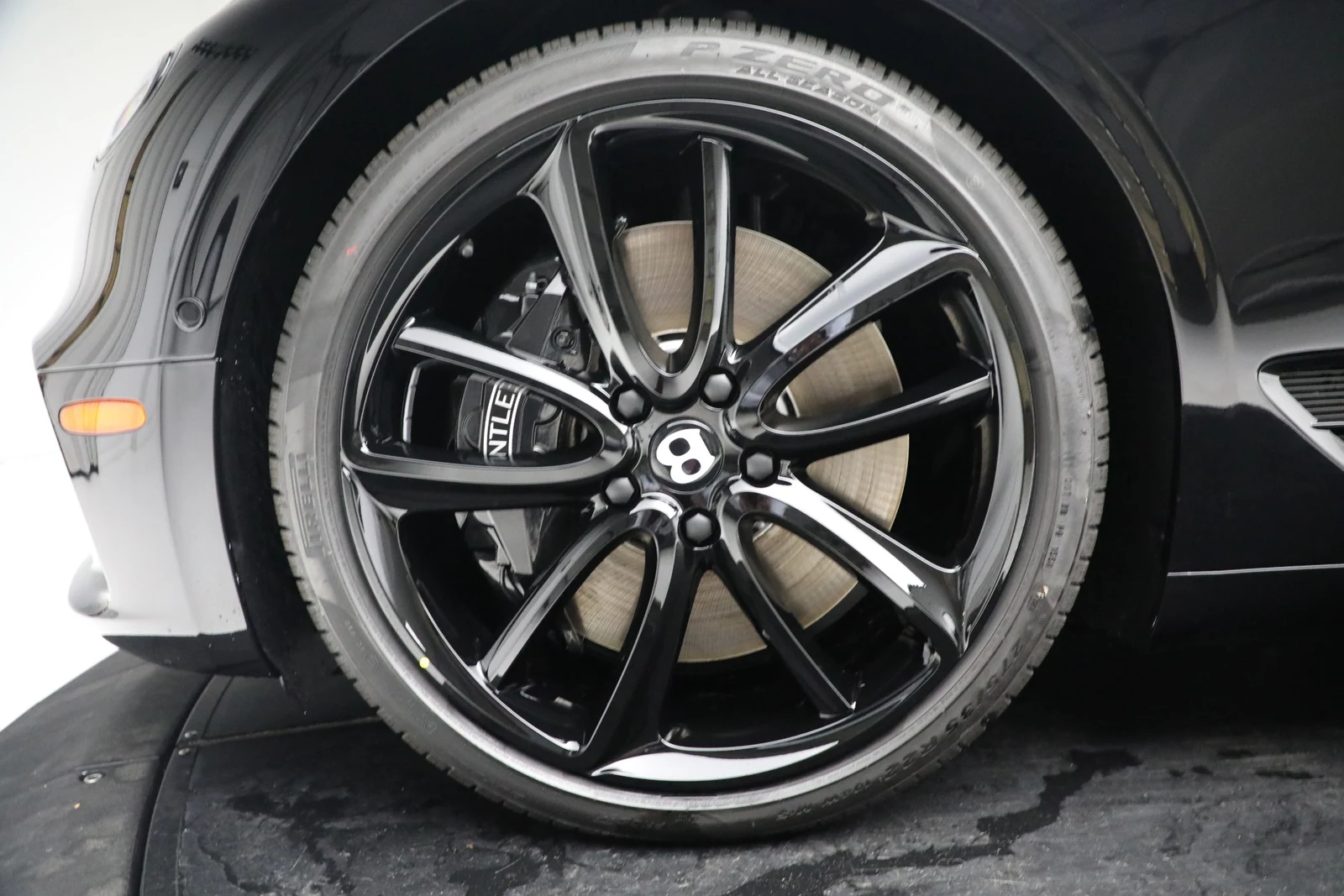 2022 Bentley Continental GT V8 (3rd Generation), 13/20