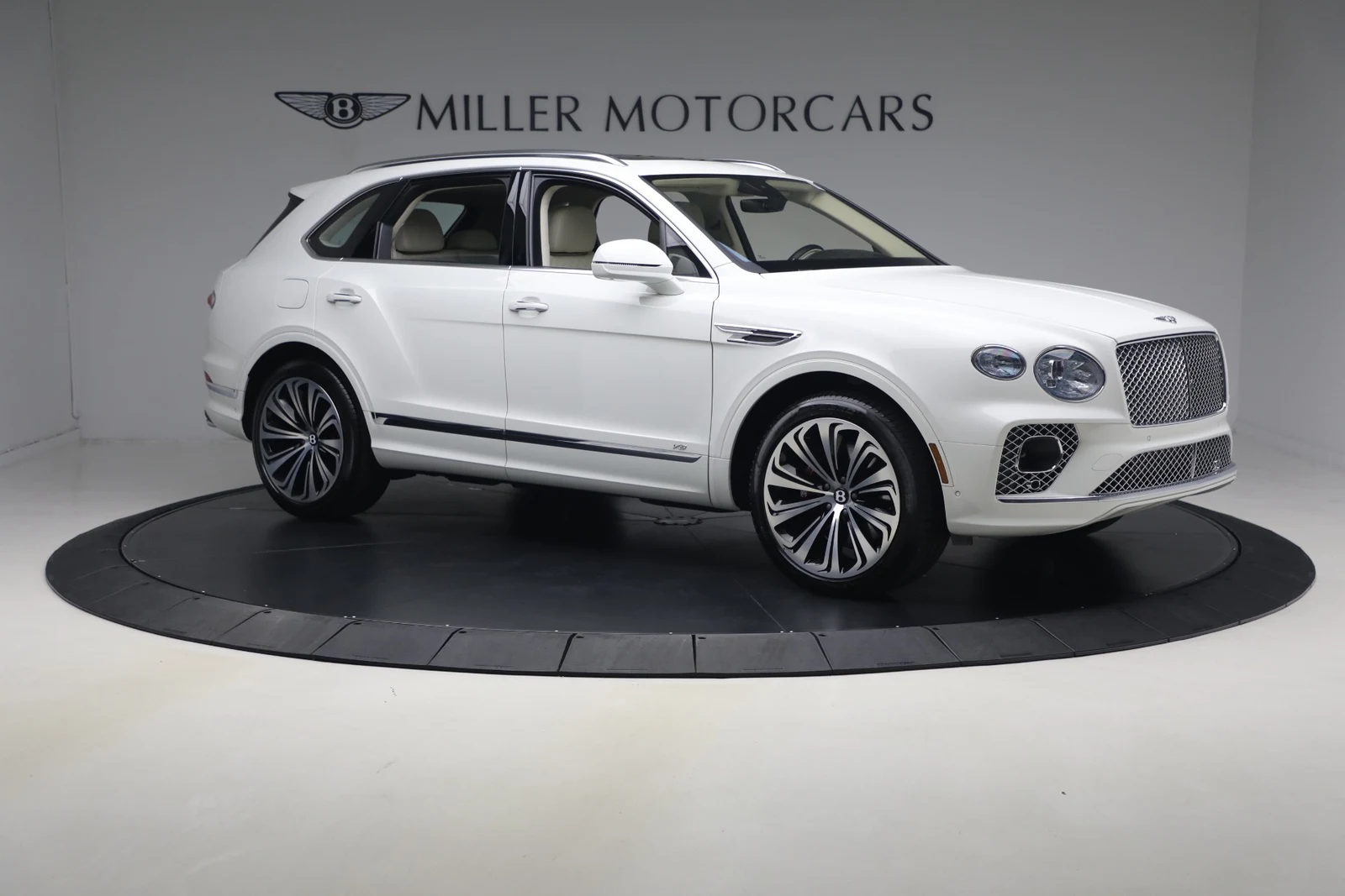 2022 Bentley Bentayga V8, 10/20