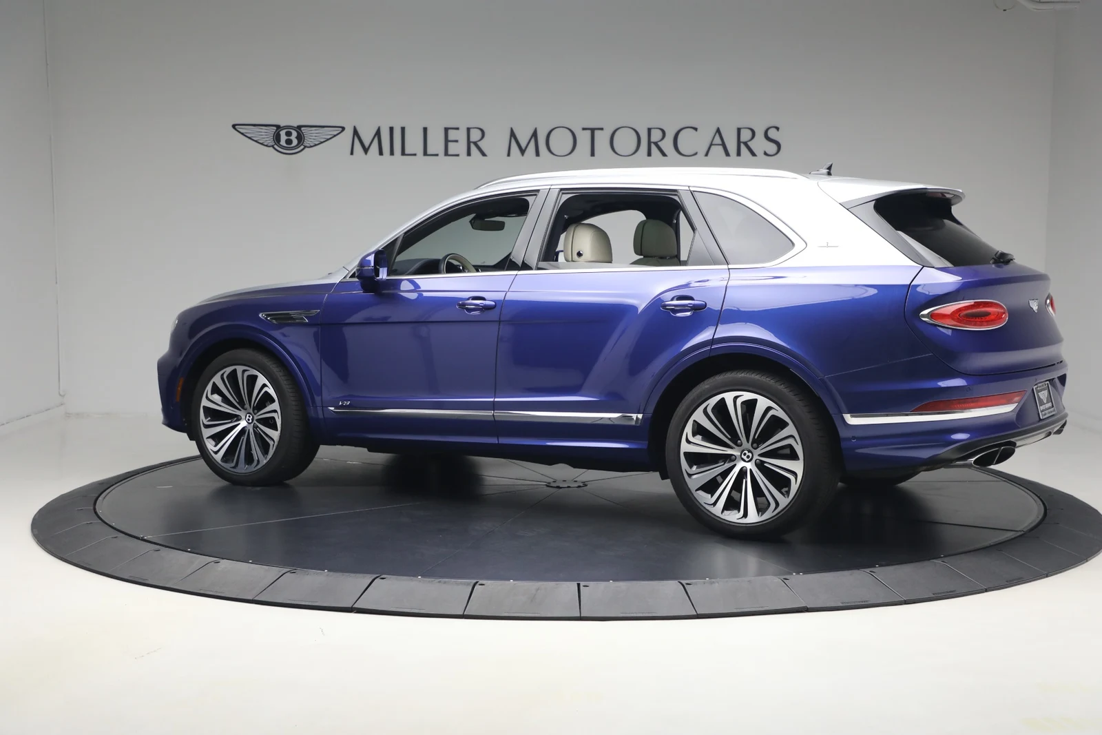 2022 Bentley Bentayga V8, 4/20