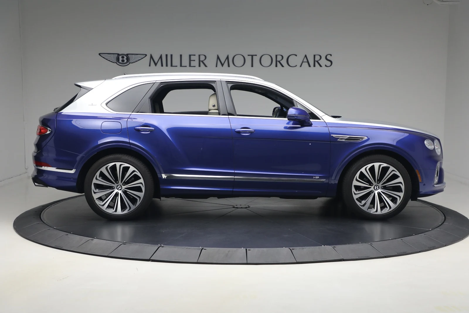 2022 Bentley Bentayga V8, 9/20