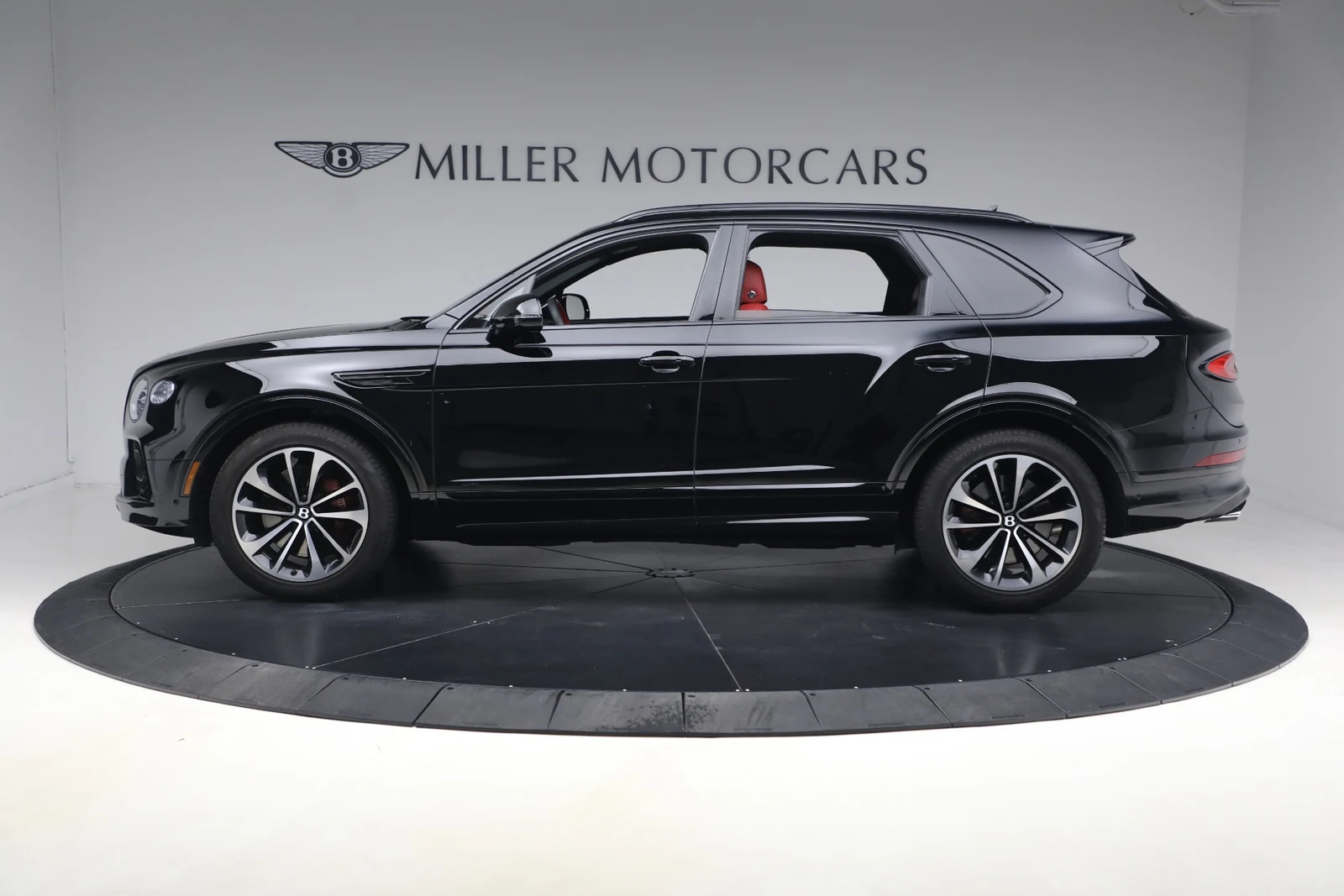 2022 Bentley Bentayga V8, 3/20