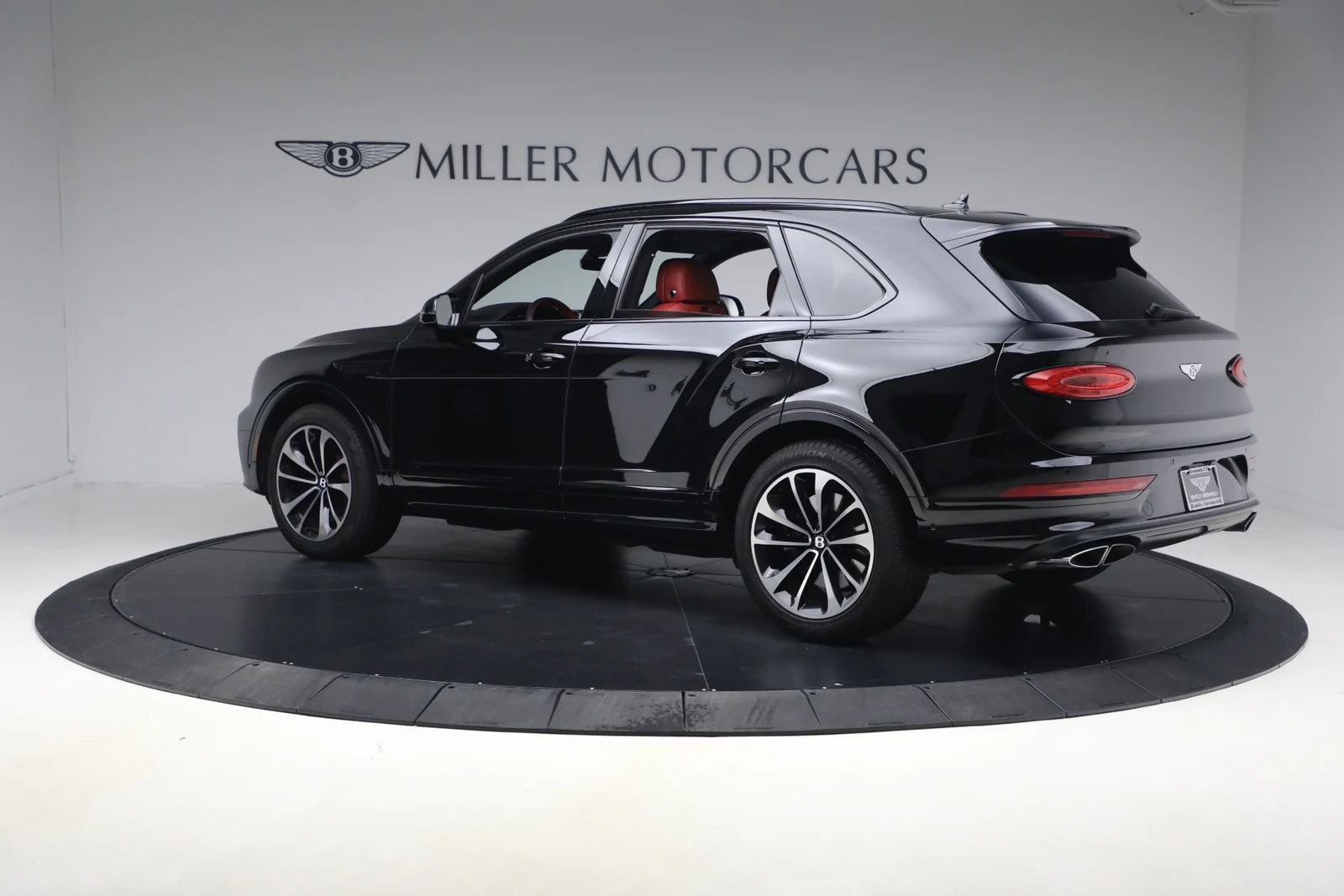 2022 Bentley Bentayga V8, 4/20